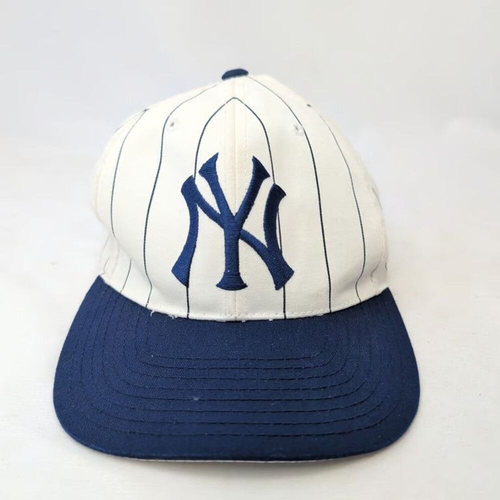 Vintage New York Yankees Logo 7 Hat Snapback Pinstripe MLB Cap White Blue OSFA